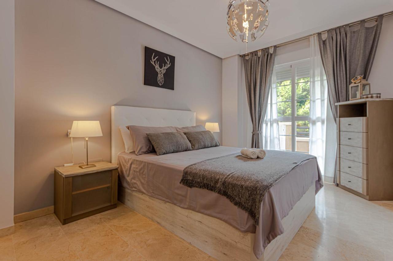 797 Holiday Rentals- Piso Con Amplia Terraza A Solo 1 Min De La Playa Benalmádena Eksteriør billede