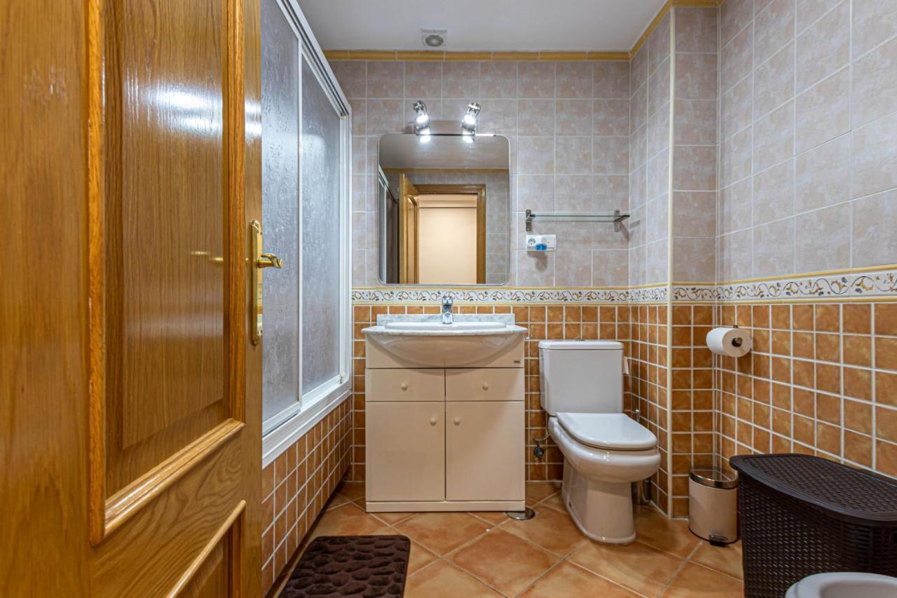 797 Holiday Rentals- Piso Con Amplia Terraza A Solo 1 Min De La Playa Benalmádena Eksteriør billede