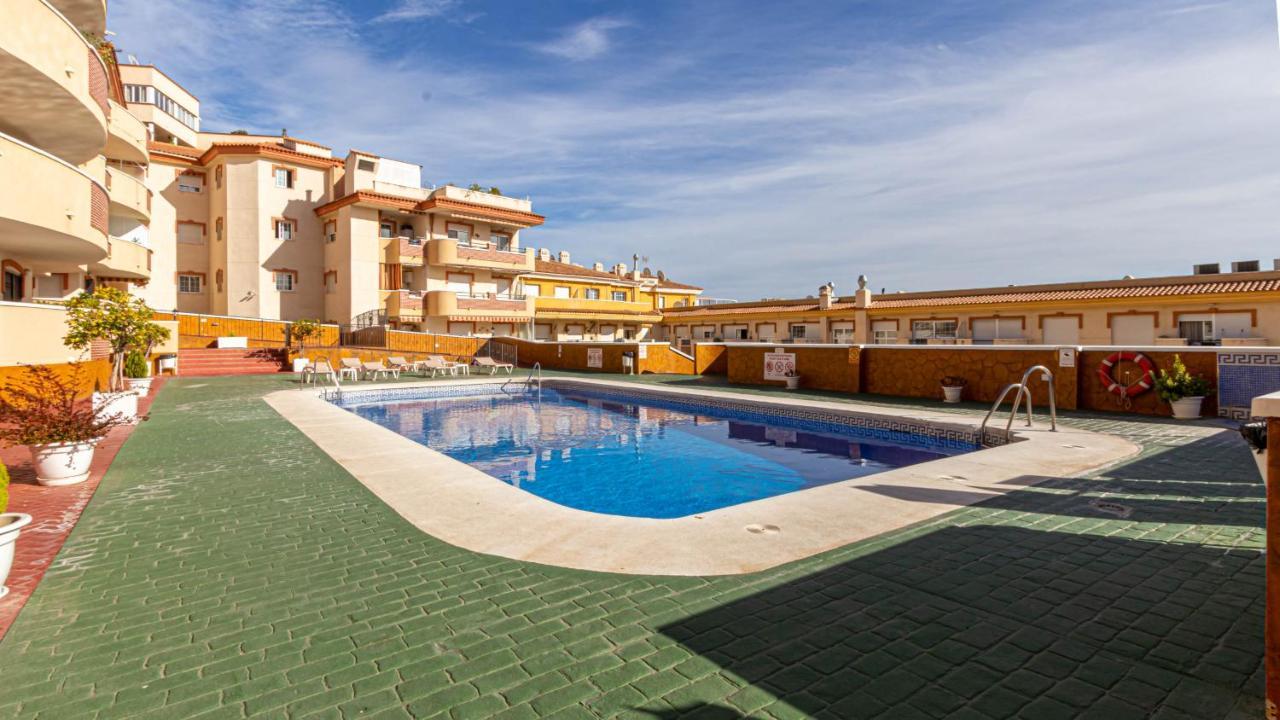 797 Holiday Rentals- Piso Con Amplia Terraza A Solo 1 Min De La Playa Benalmádena Eksteriør billede